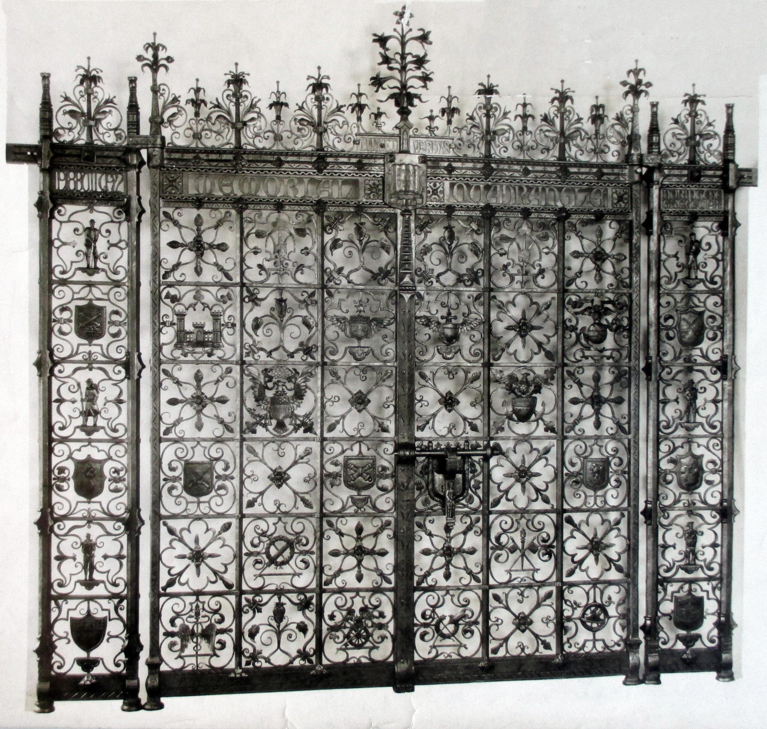 Forging Ahead - The Magazine Antiques - Vimarsana News