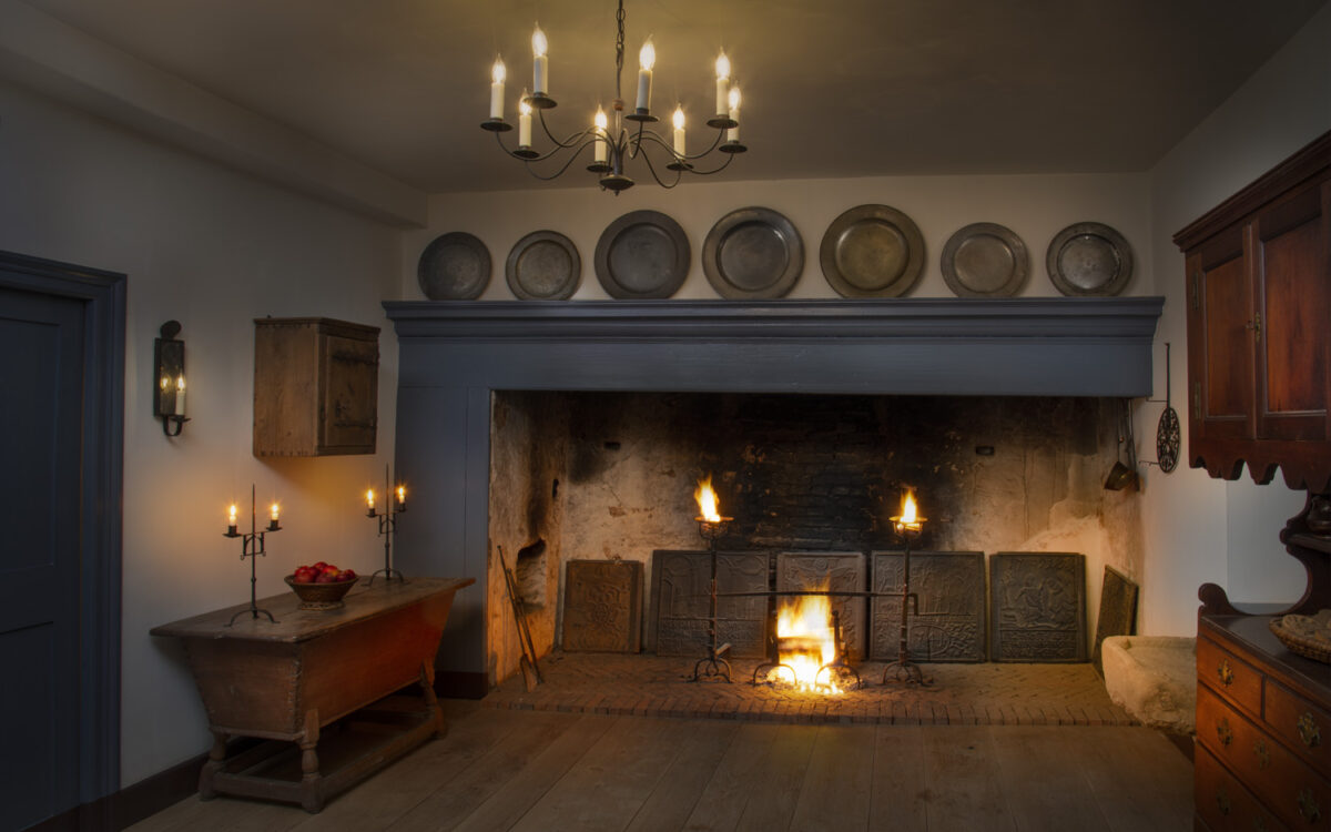 Living with antiques: A Labor of Love - The Magazine Antiques