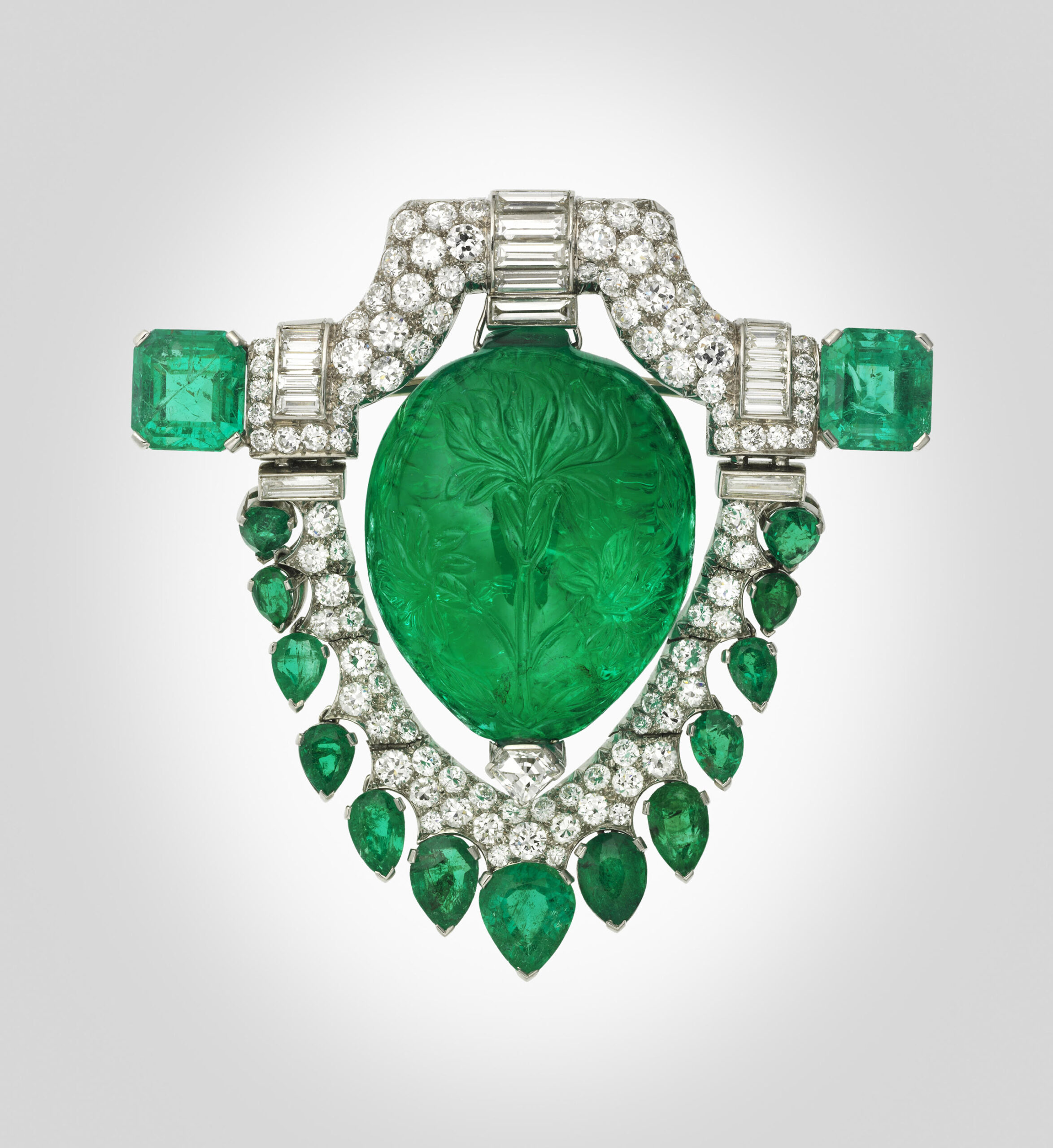 Cultured pearl and diamond flower brooch 